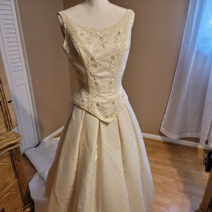 Wedding Dress Size 10 Chic Mon Cheri Ivory